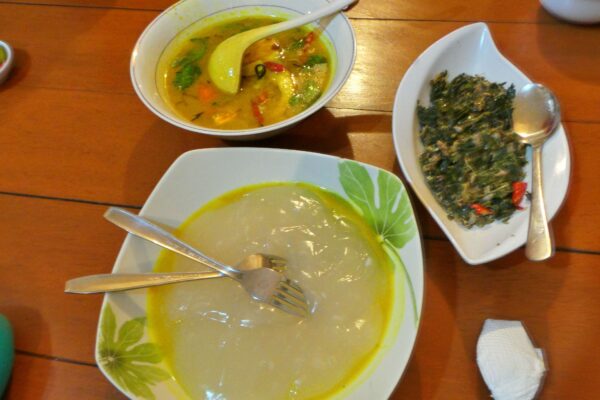 Papeda: Makanan Khas Indonesia yang Menggugah Selera
