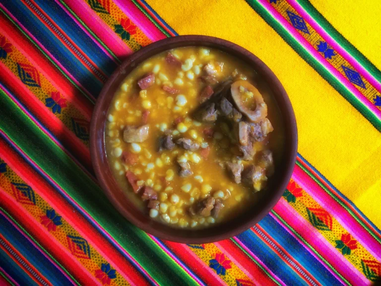 Locro: Sup Tradisional yang Kaya Rasa dan Sejarah