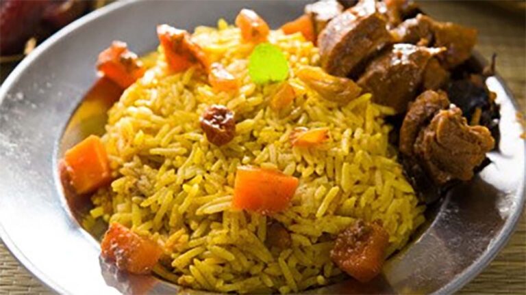 Makanan Nasi Mandi: Hidangan Tradisional Arab yang Lezat