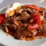 “Menggoda dengan Kelezatan Iskender Kebab Turki”