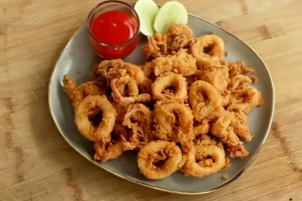 Mengenal Cumi Goreng: Camilan Gurih dan Renyah yang Lezat