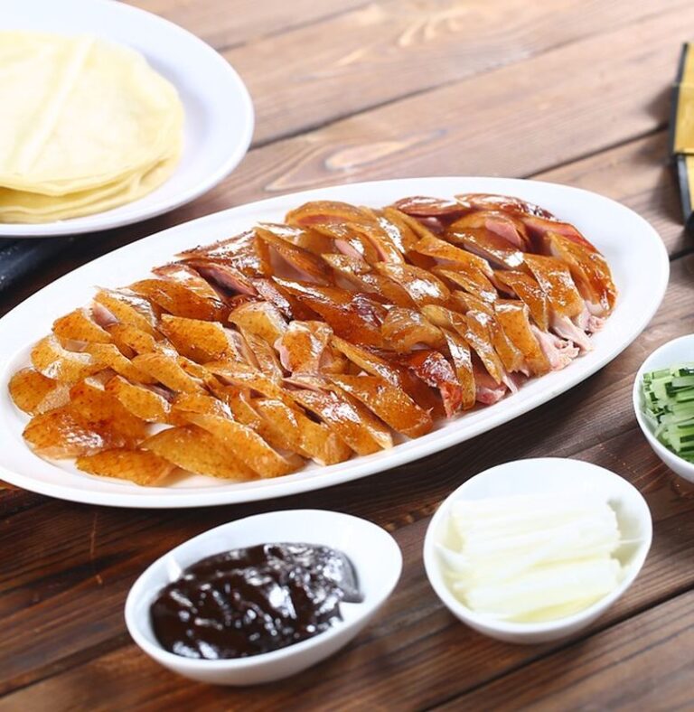 Mengenal Lebih Dekat Makanan Bebek Peking yang Lezat dan Tradisional