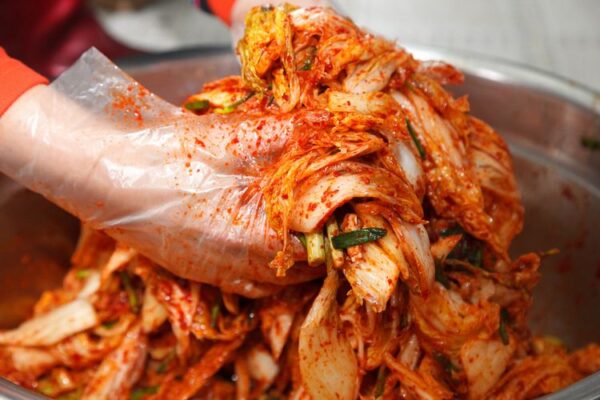 Makanan Kimchi: Asal Usul, Proses Pembuatan, dan Manfaatnya