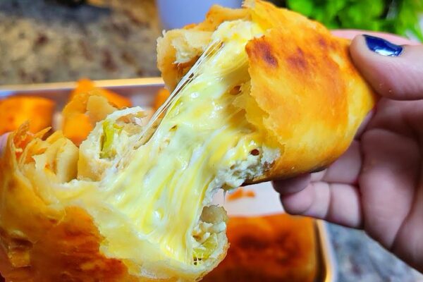 Mengenal Lezatnya Chimichanga Bakar: Camilan Gurih dan Renyah